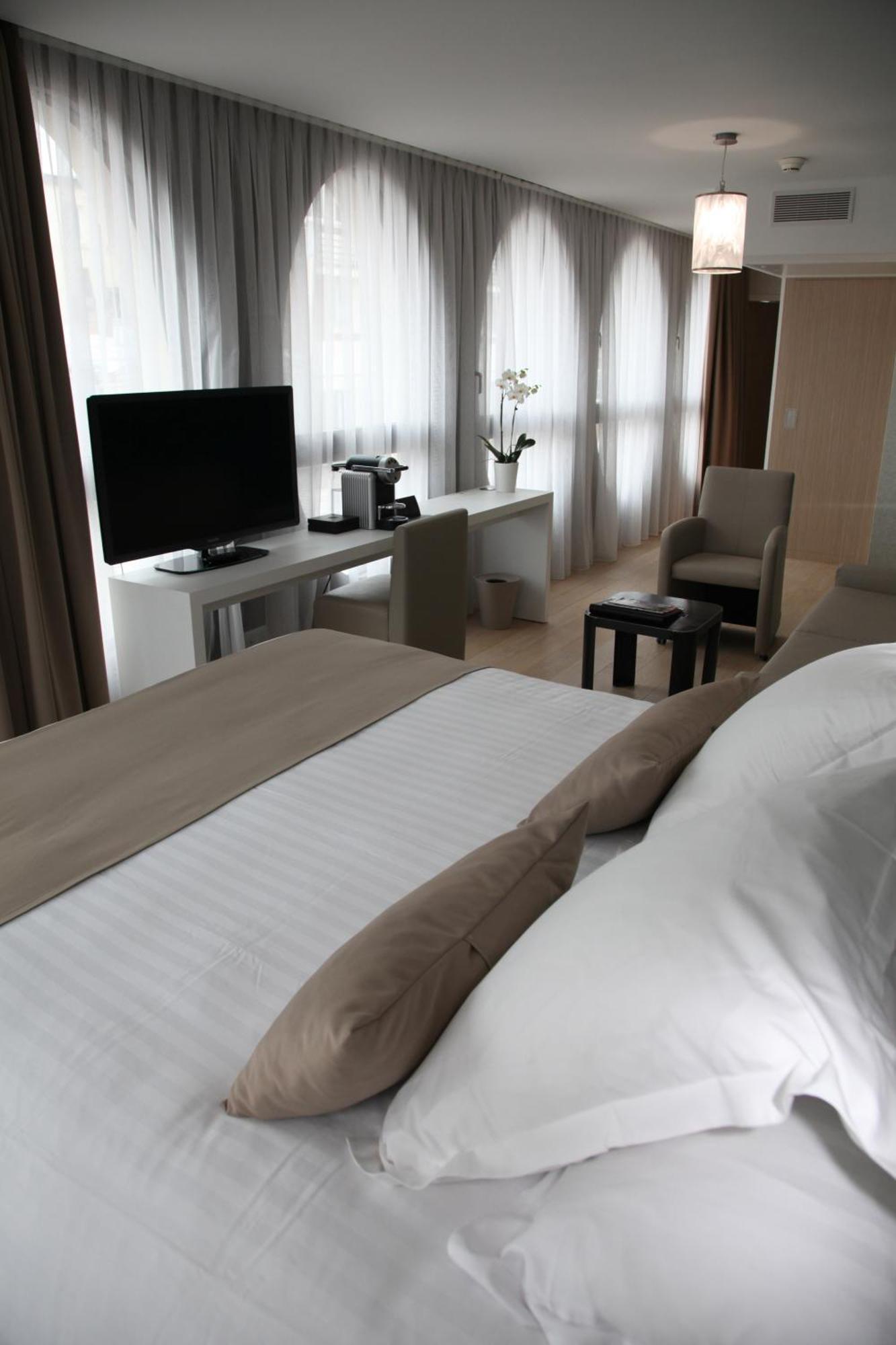 Best Western Premier Why Hotel Lille Exterior photo